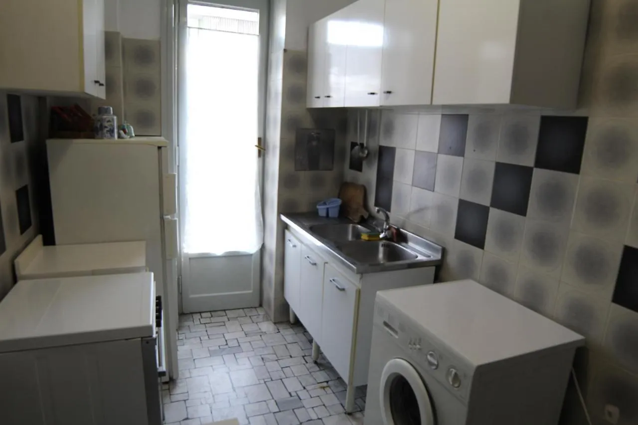 Appartement Milano: Accogliente Appartamento In Zona Comoda